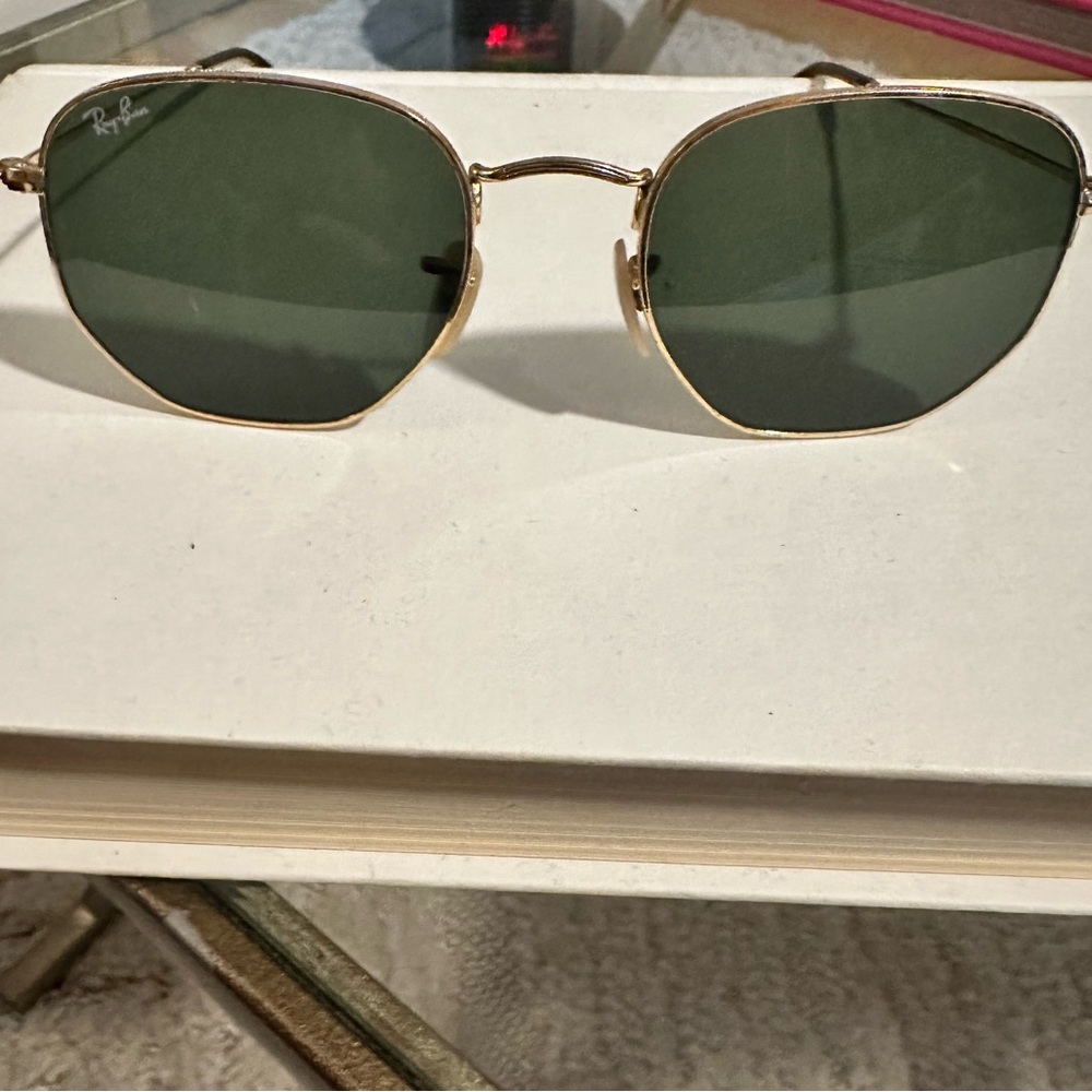 Ray-Ban hexagonal flat